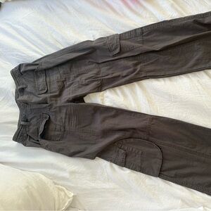 Brandy Melville low rise cargo pants